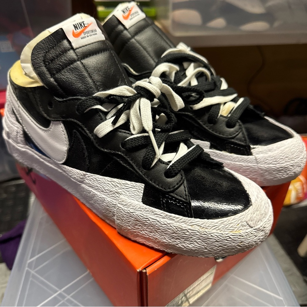 Nike Black and White Sneakers